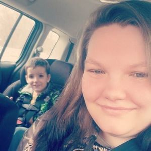 Meet your Posher, Mackenzie